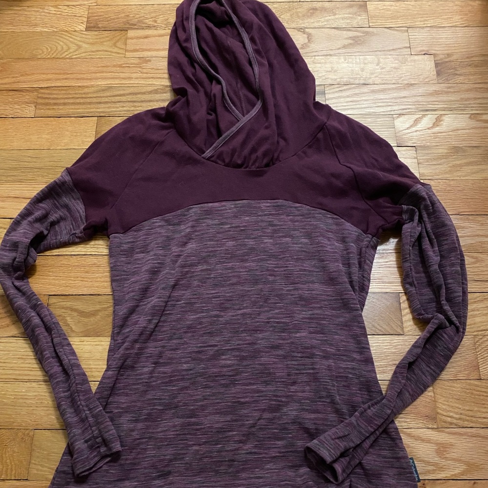 Columbia pullover